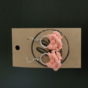 Small macrame earrings